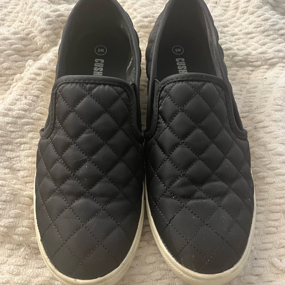 shoes| flats - Picture 1 of 3